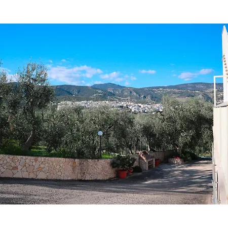 Corte Degli Ulivi 3* מאטינאטה